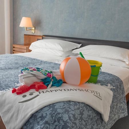Hotel Esplanade Cesenatico Esterno foto