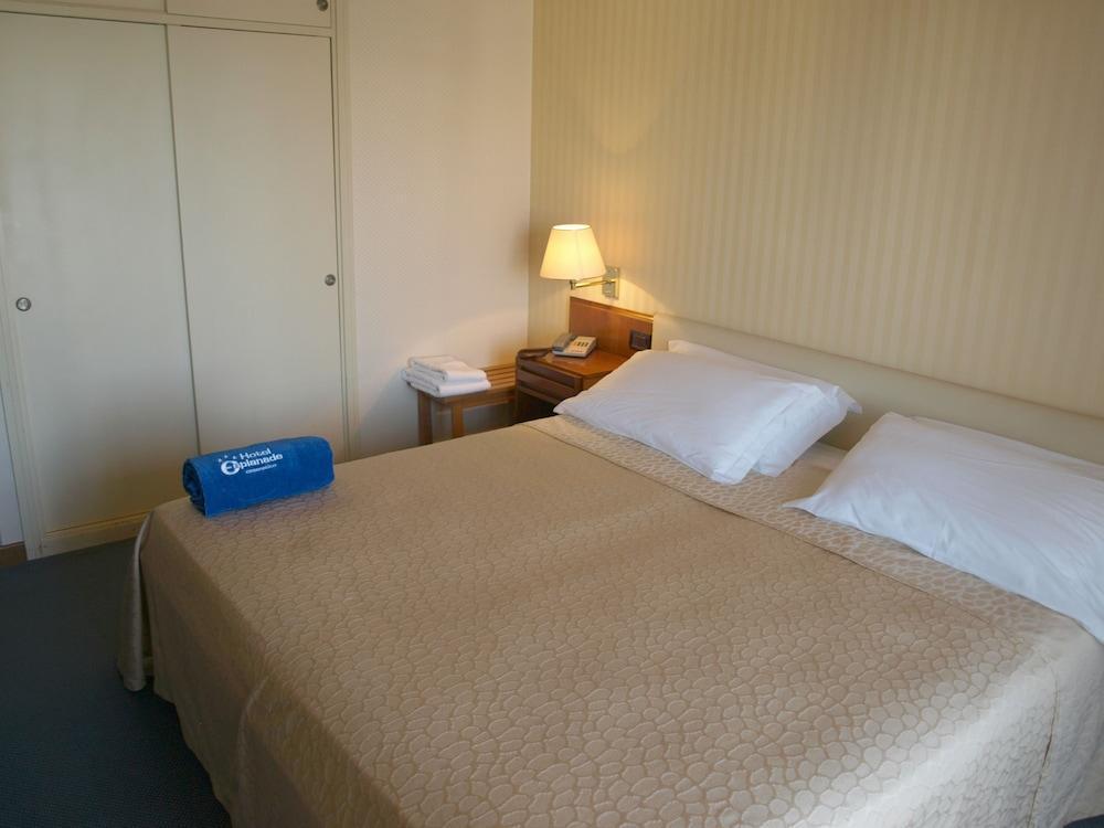 Hotel Esplanade Cesenatico Esterno foto